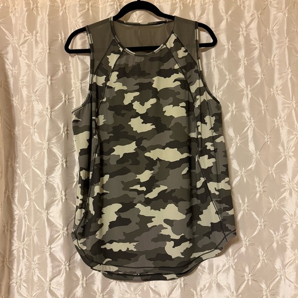 Lululemon Sculpt Tank Top Heritage 360 Camo Crispin Green Multi Cut Out Back - Picture 3 of 9